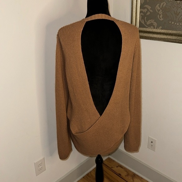 TOBI Safe Inside Sienna Wrap‎ Sweater Sz S - Picture 2 of 9